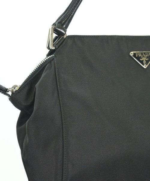 PRADA กระเป๋าถือ