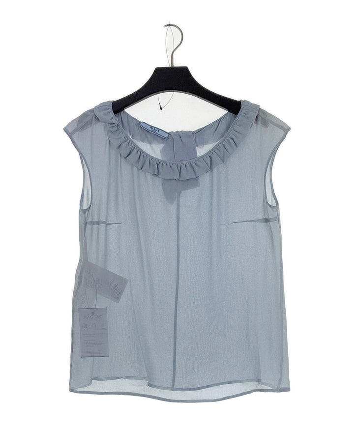 PRADA เสื้อสตรี