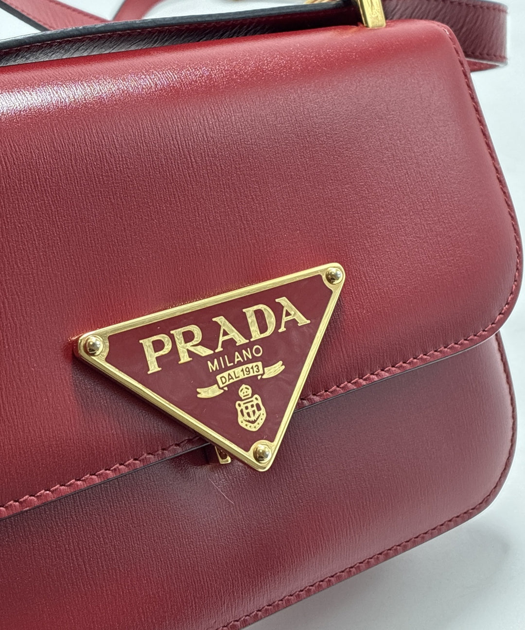 PRADA กระเป๋าสะพาย