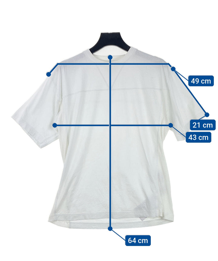 PRADA เสื้อยืด/เสื้อท็อปส์