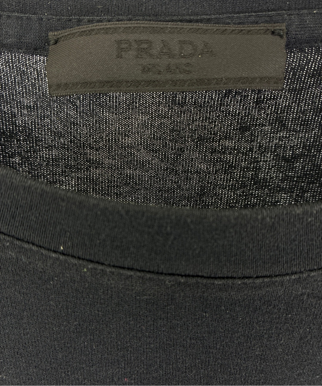 PRADA เสื้อยืด/เสื้อท็อปส์