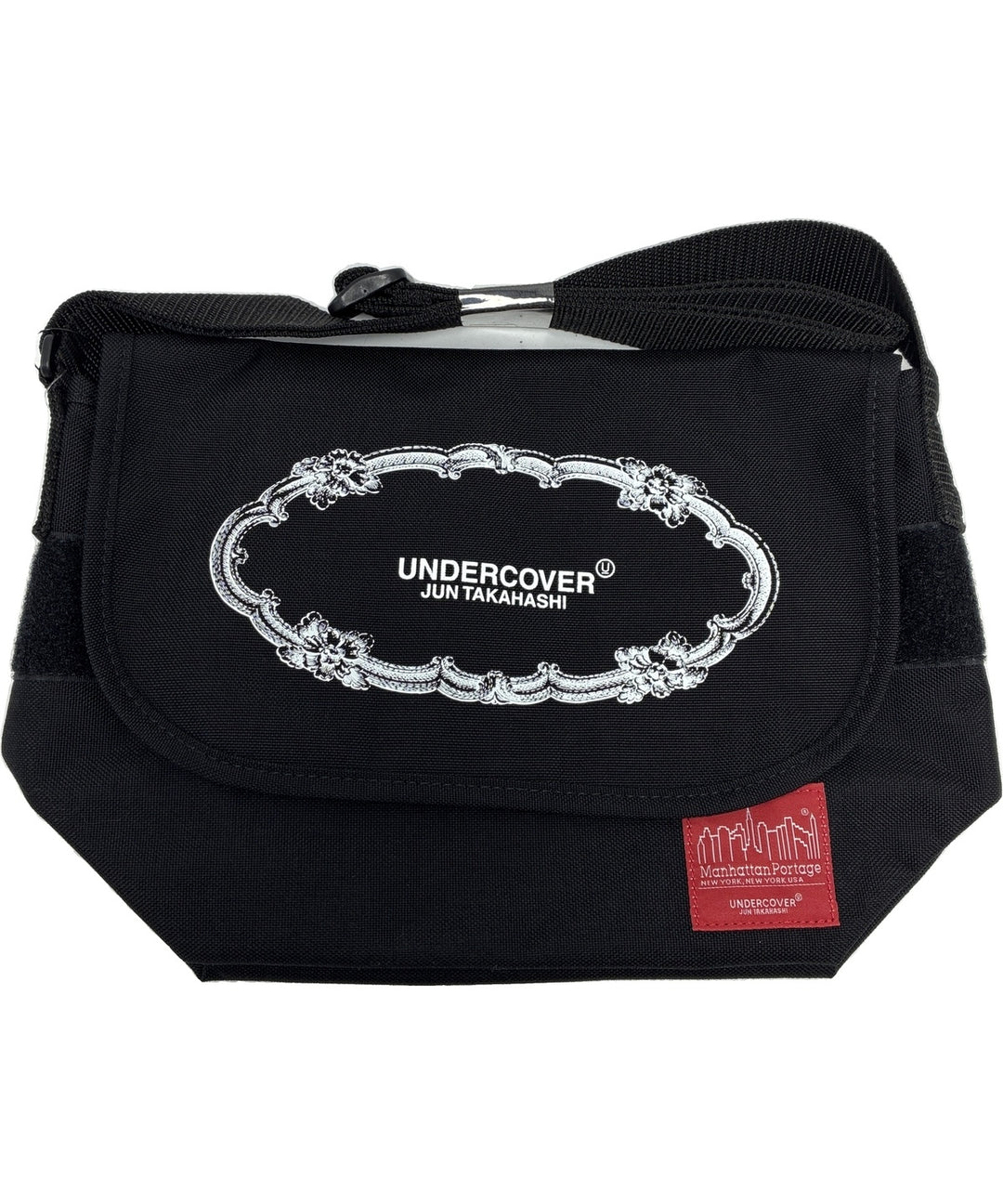 UNDER COVER กระเป๋าสะพาย