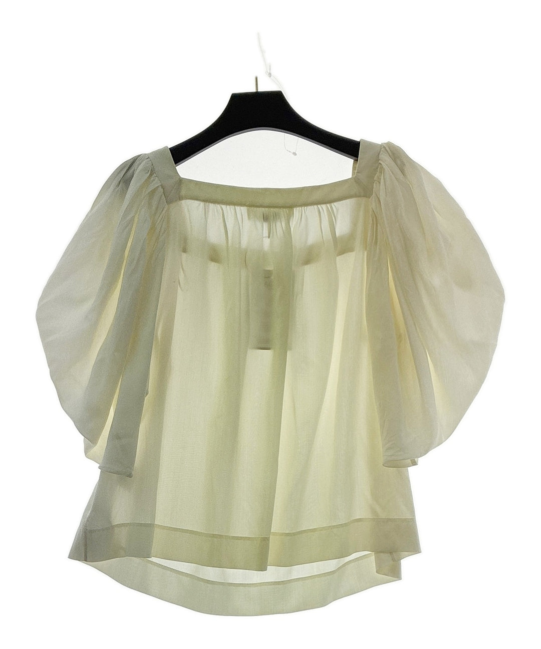 Chloe เสื้อสตรี