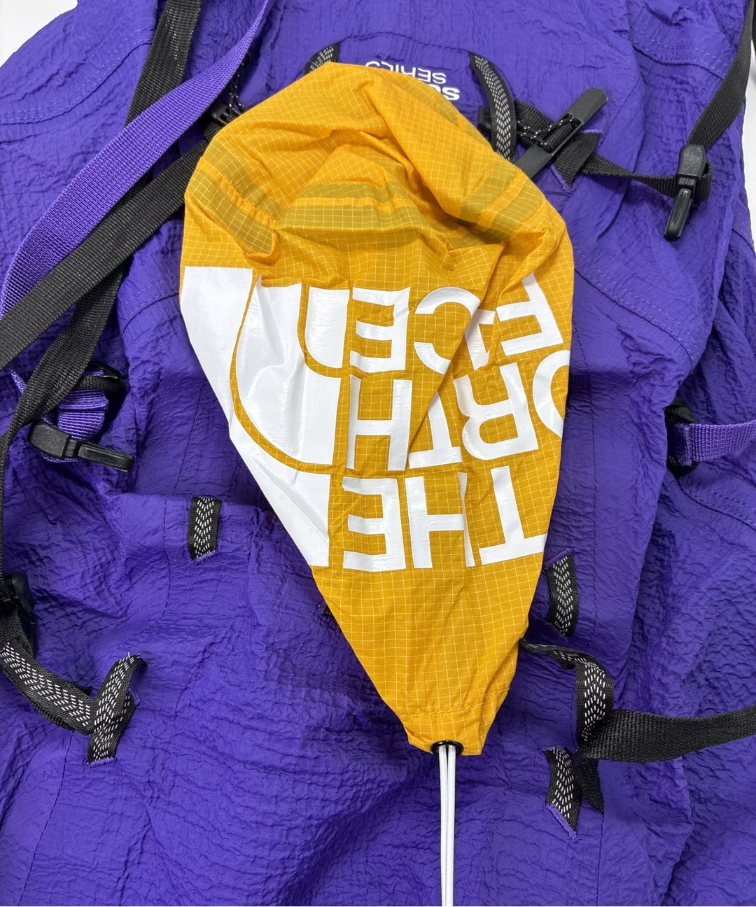 THE NORTH FACE เป้สะพายหลัง