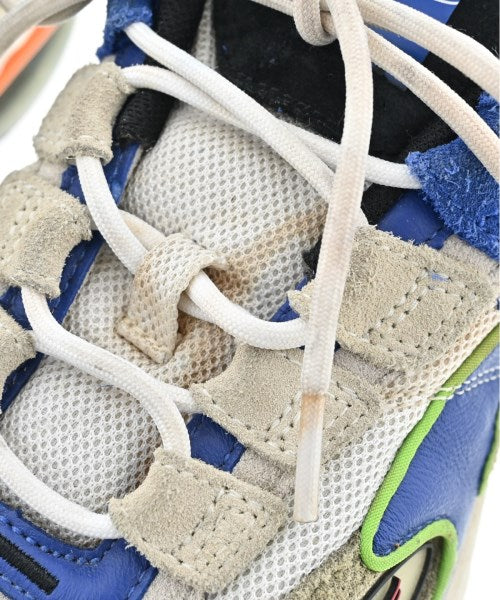 PUMA รองเท้าผ้าใบ