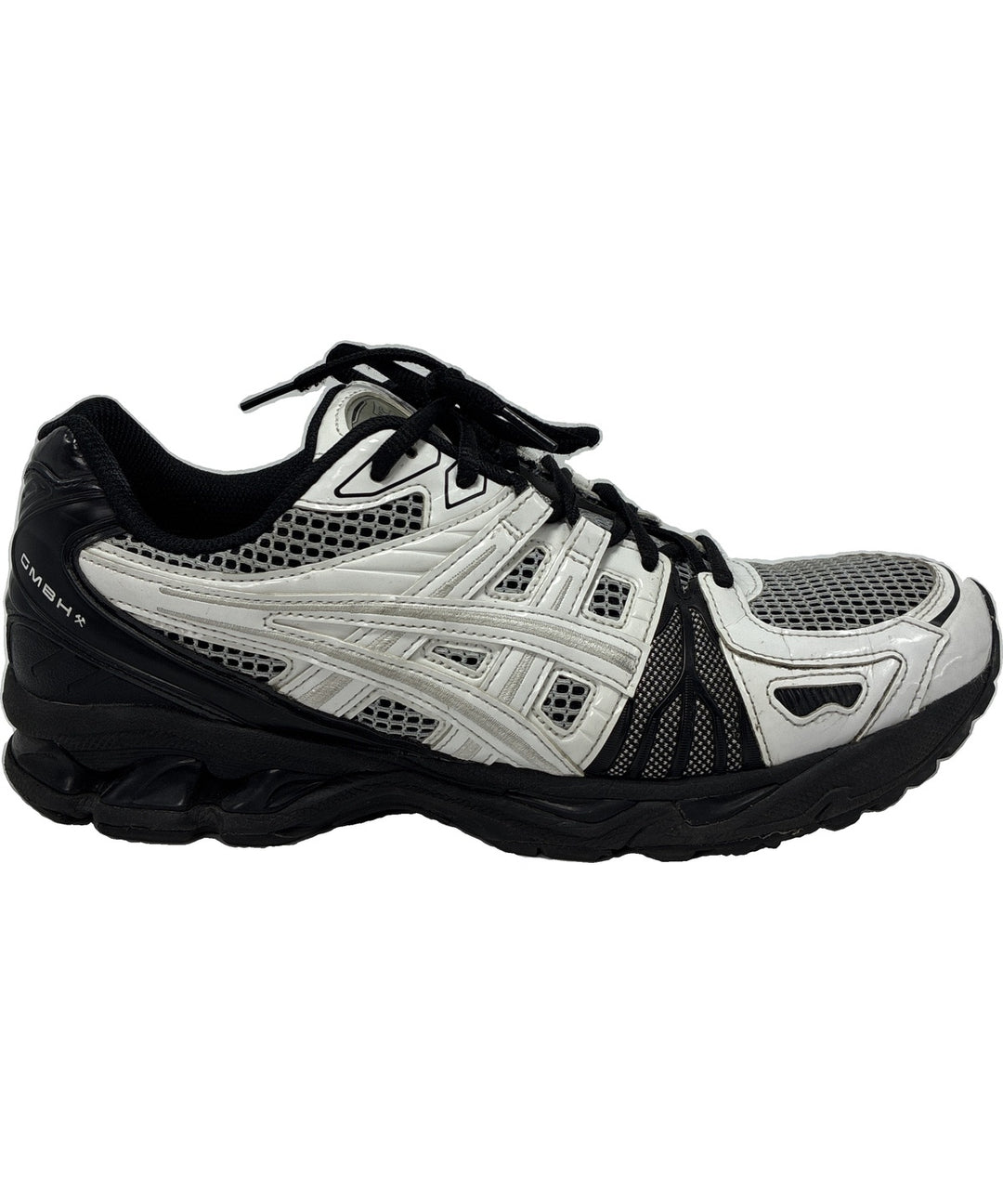 asics รองเท้าผ้าใบ