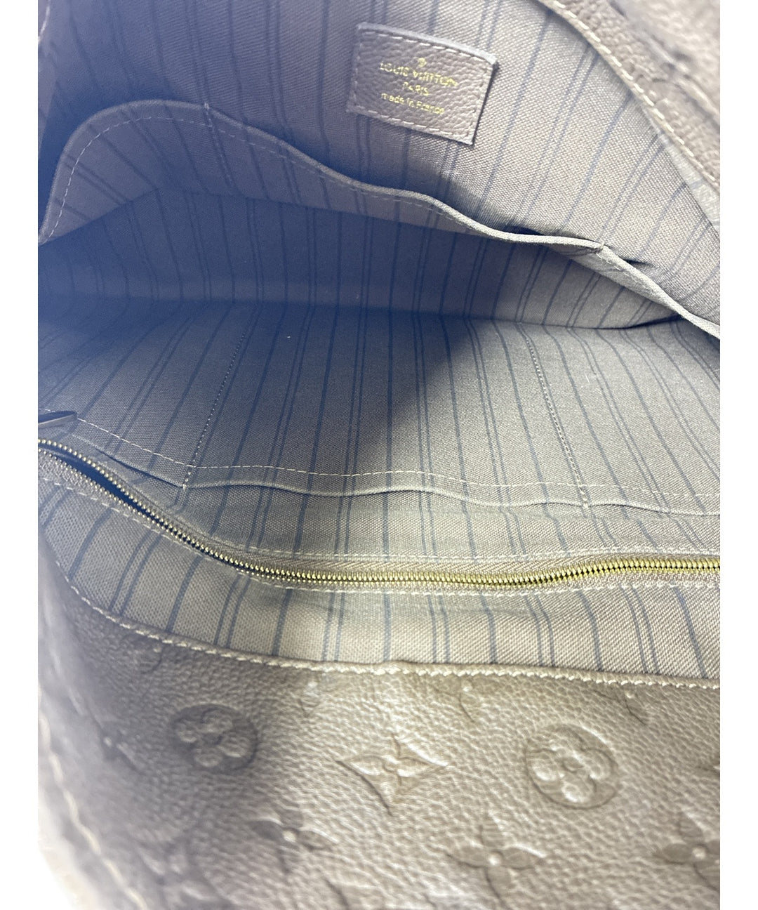 LOUIS VUITTON กระเป๋าถือขนาดใหญ่