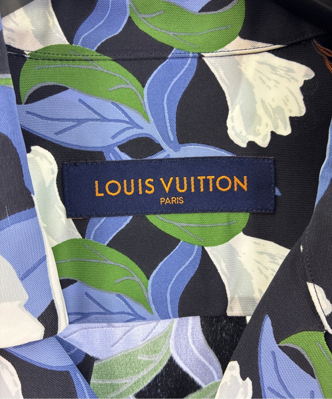 LOUIS VUITTON เสื้อลำลอง
