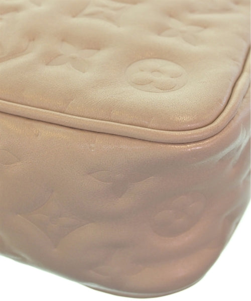 LOUIS VUITTON กระเป๋าสะพาย