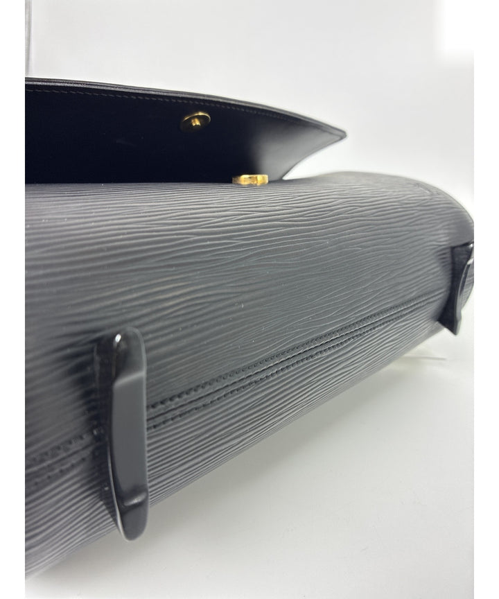 LOUIS VUITTON กระเป๋าสะพาย