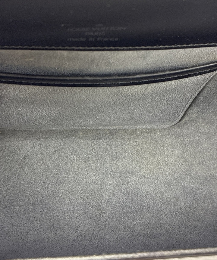 LOUIS VUITTON กระเป๋าสะพาย