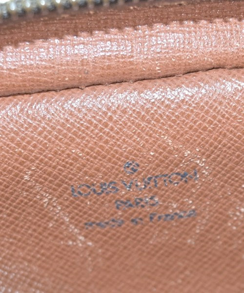 LOUIS VUITTON กระเป๋าสะพาย