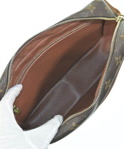 LOUIS VUITTON กระเป๋าสะพาย