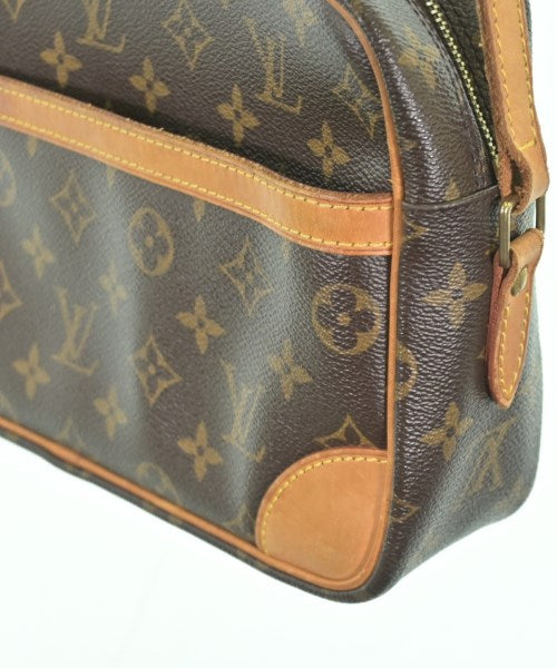 LOUIS VUITTON กระเป๋าสะพาย
