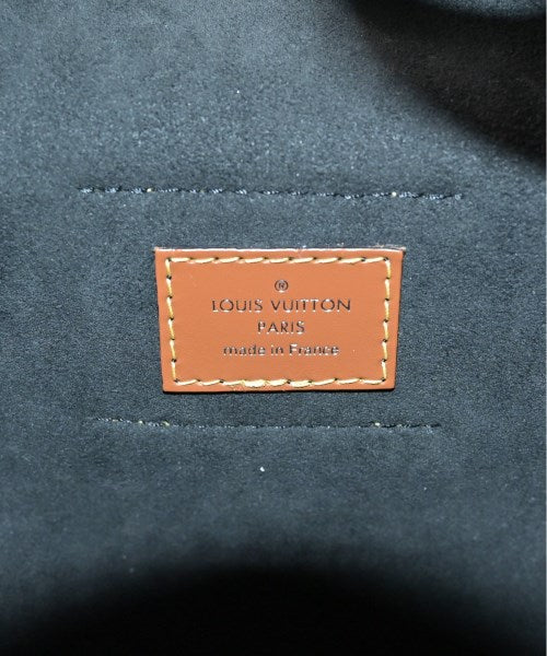 LOUIS VUITTON กระเป๋าสะพาย