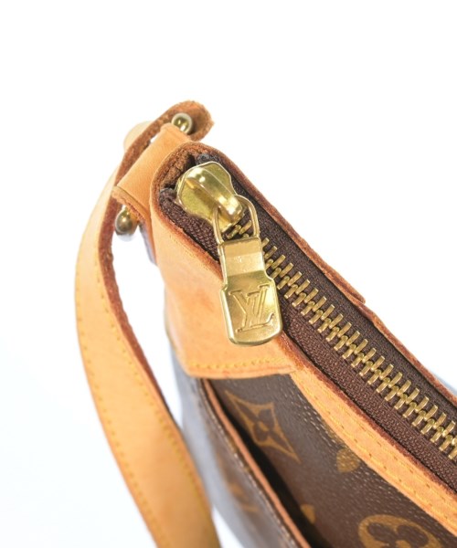 LOUIS VUITTON กระเป๋าสะพาย