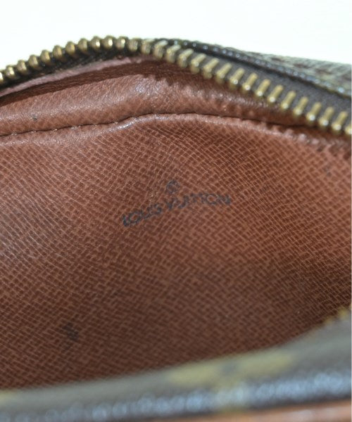 LOUIS VUITTON กระเป๋าสะพาย