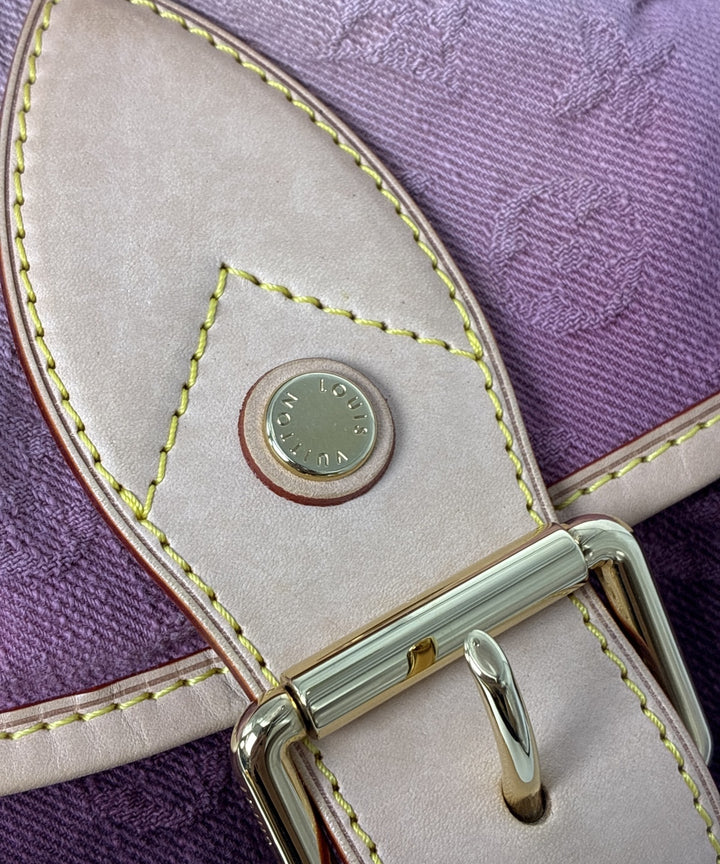 LOUIS VUITTON กระเป๋าสะพาย