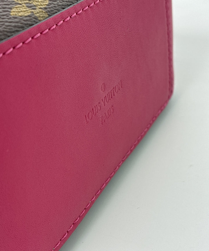 LOUIS VUITTON กระเป๋าสะพาย