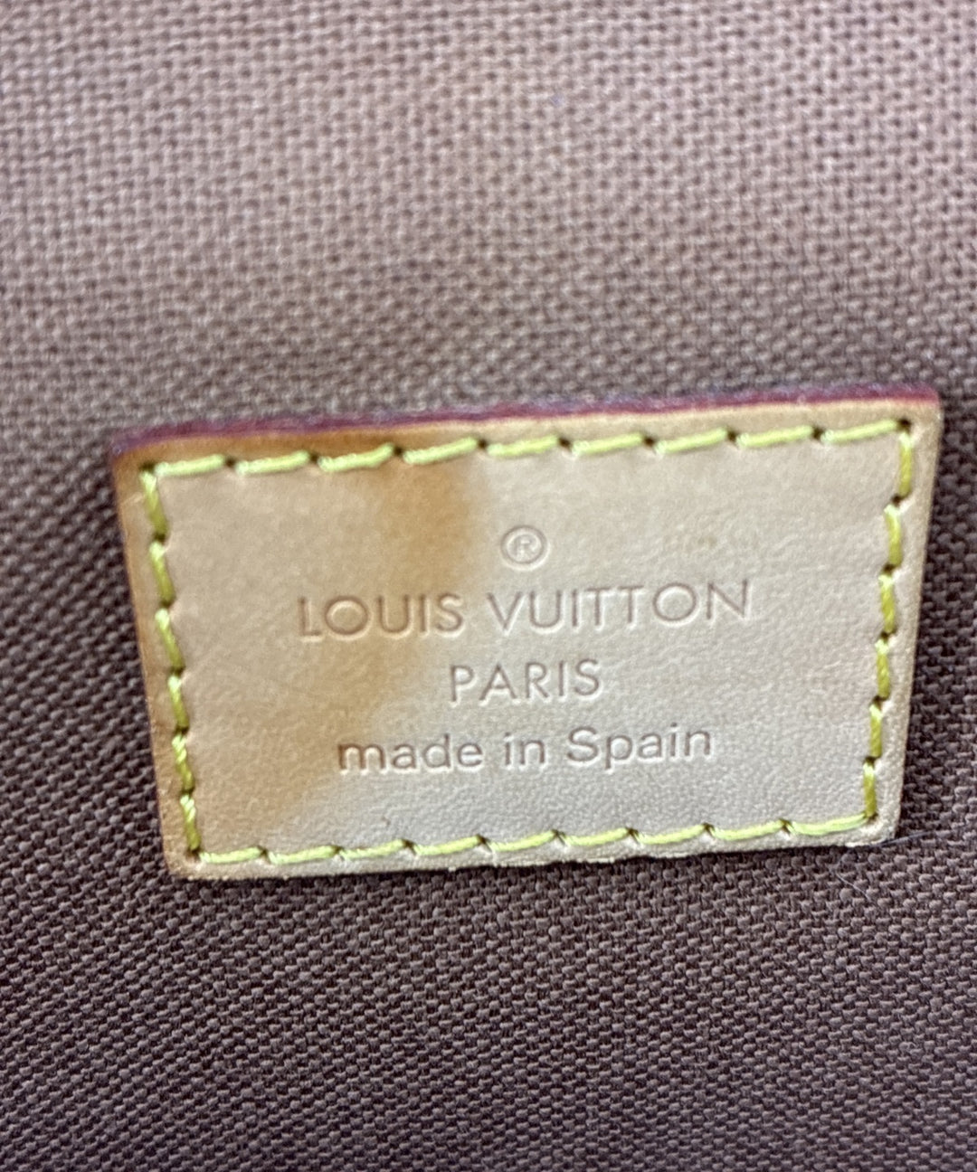 LOUIS VUITTON กระเป๋าถือขนาดใหญ่