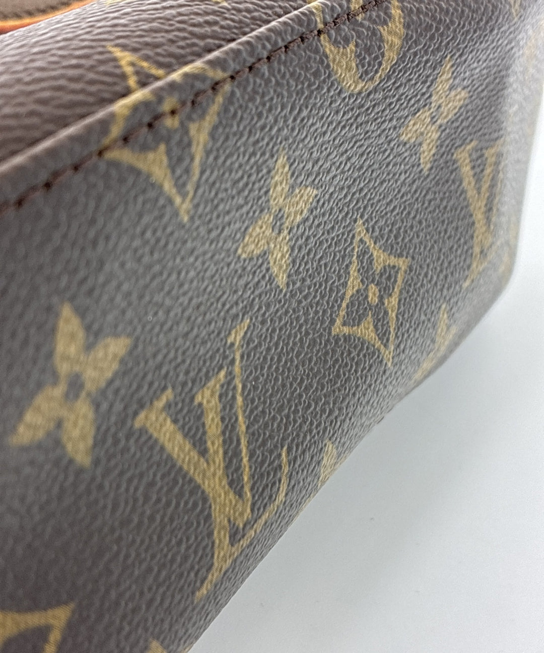 LOUIS VUITTON กระเป๋าถือขนาดใหญ่