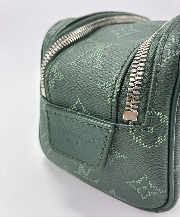 LOUIS VUITTON กระเป๋า