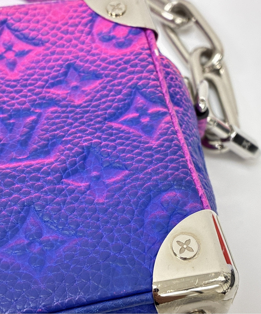 LOUIS VUITTON กระเป๋าสะพาย