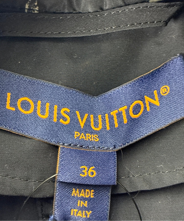 LOUIS VUITTON เสื้อพาร์กาภูเขา