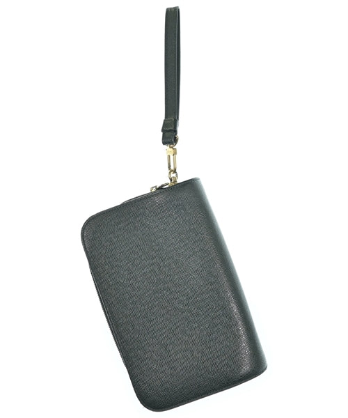 LOUIS VUITTON คลัตช์