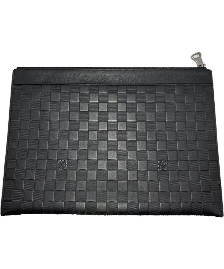 LOUIS VUITTON คลัตช์