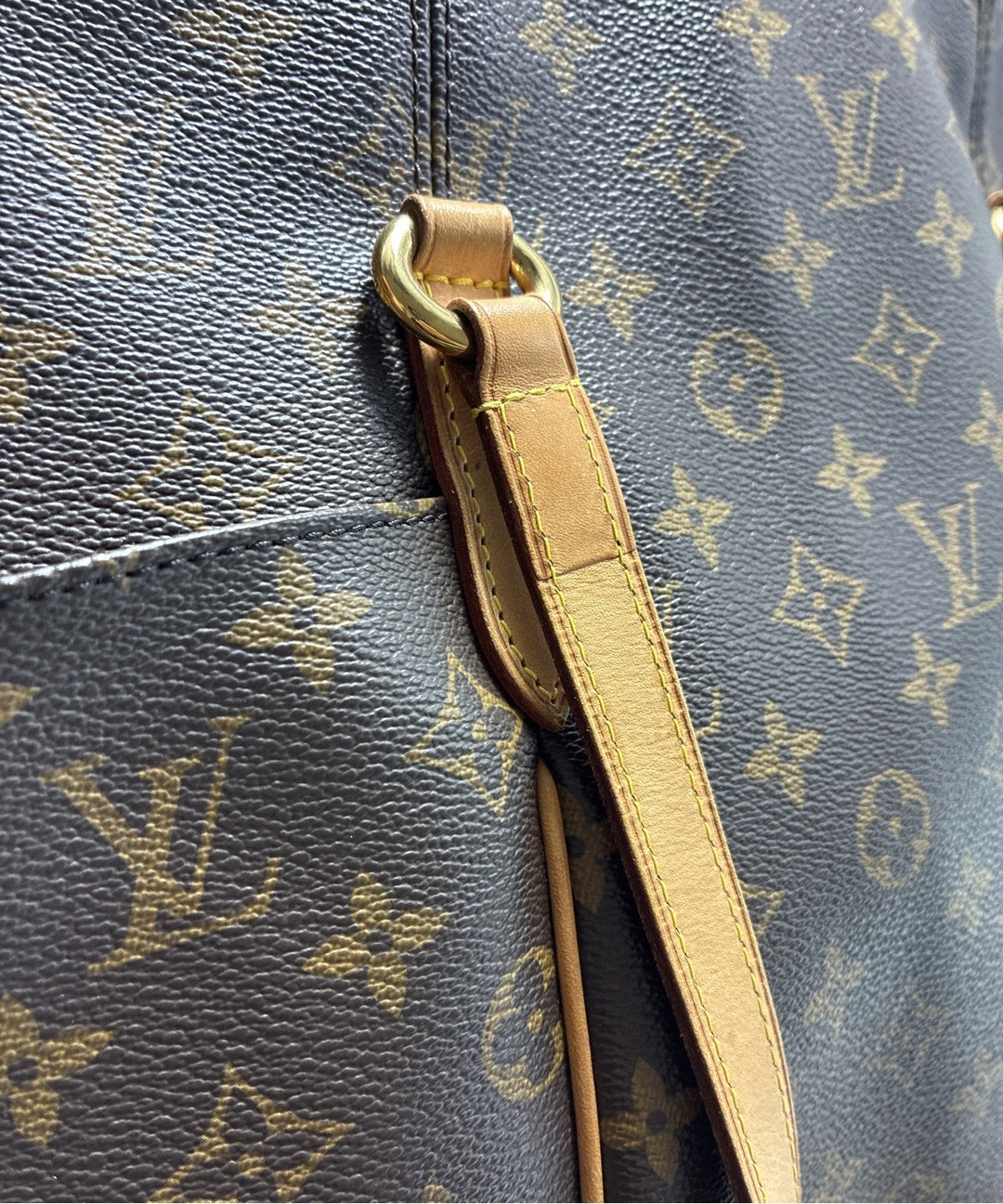 LOUIS VUITTON กระเป๋าถือขนาดใหญ่