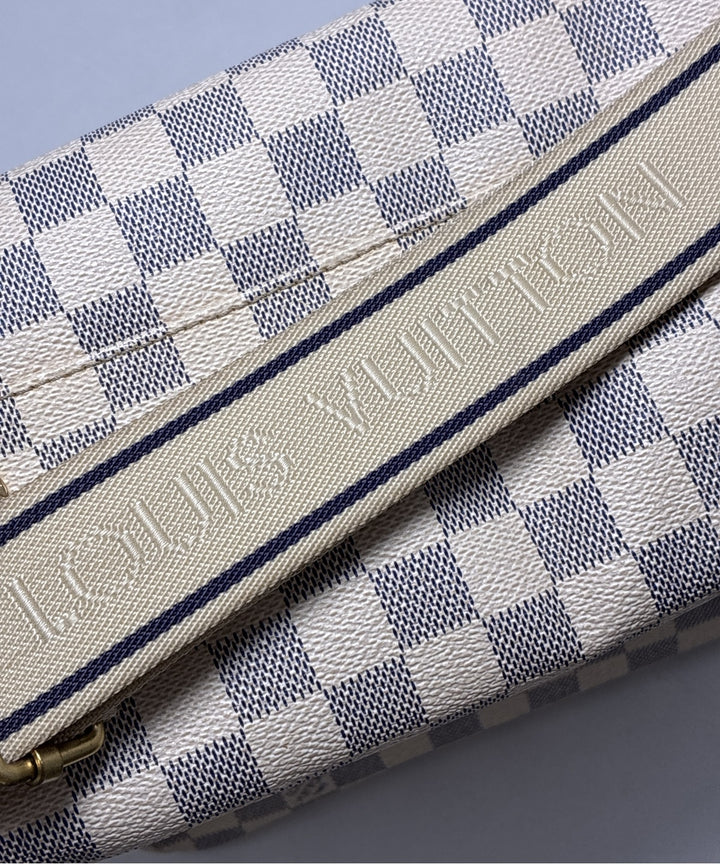 LOUIS VUITTON กระเป๋าสะพาย