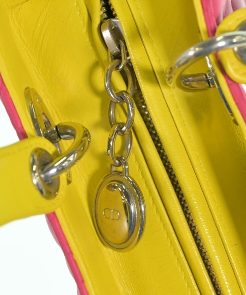 Christian Dior กระเป๋าถือ