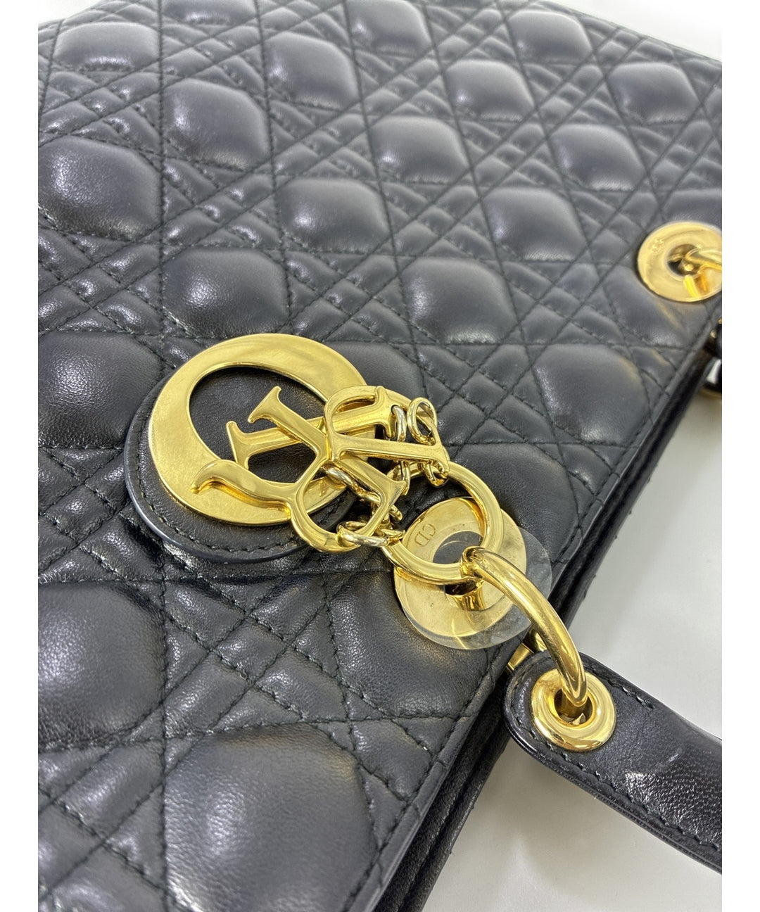 Christian Dior กระเป๋าถือขนาดใหญ่