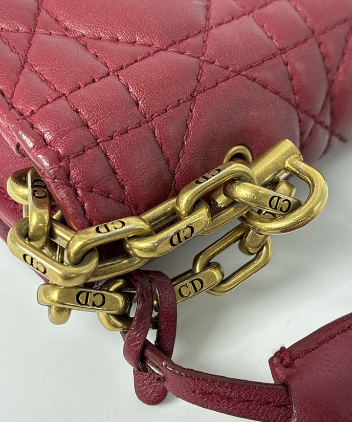 Christian Dior กระเป๋าสะพาย