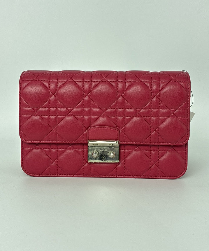 Christian Dior กระเป๋าสะพาย