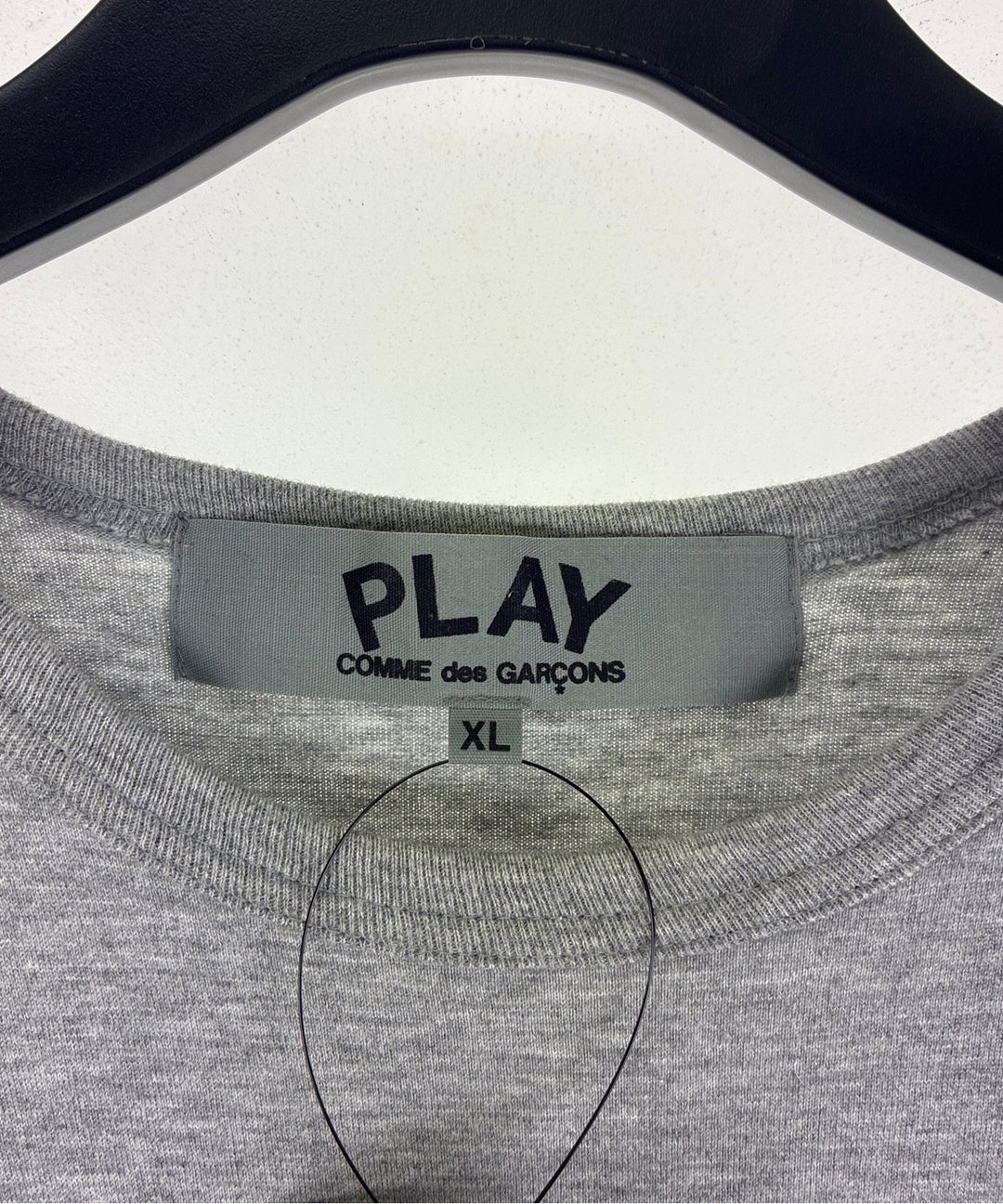 PLAY COMME des GARCONS เสื้อยืด/เสื้อท็อปส์