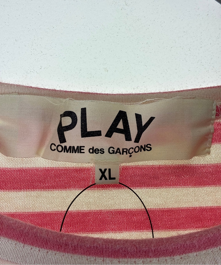 PLAY COMME des GARCONS เสื้อยืด/เสื้อท็อปส์
