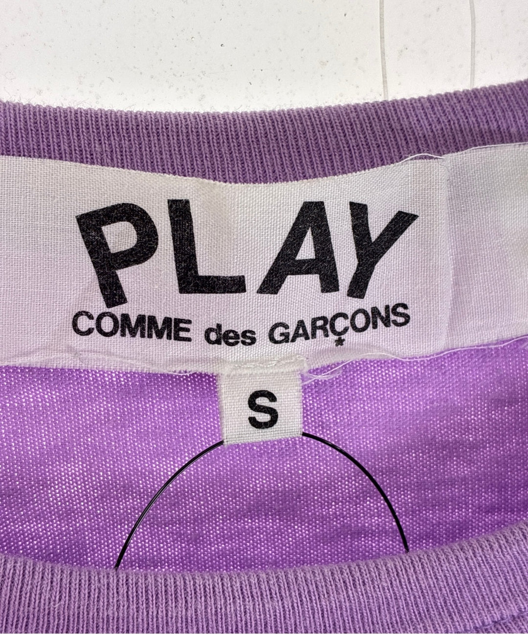 PLAY COMME des GARCONS เสื้อยืด/เสื้อท็อปส์