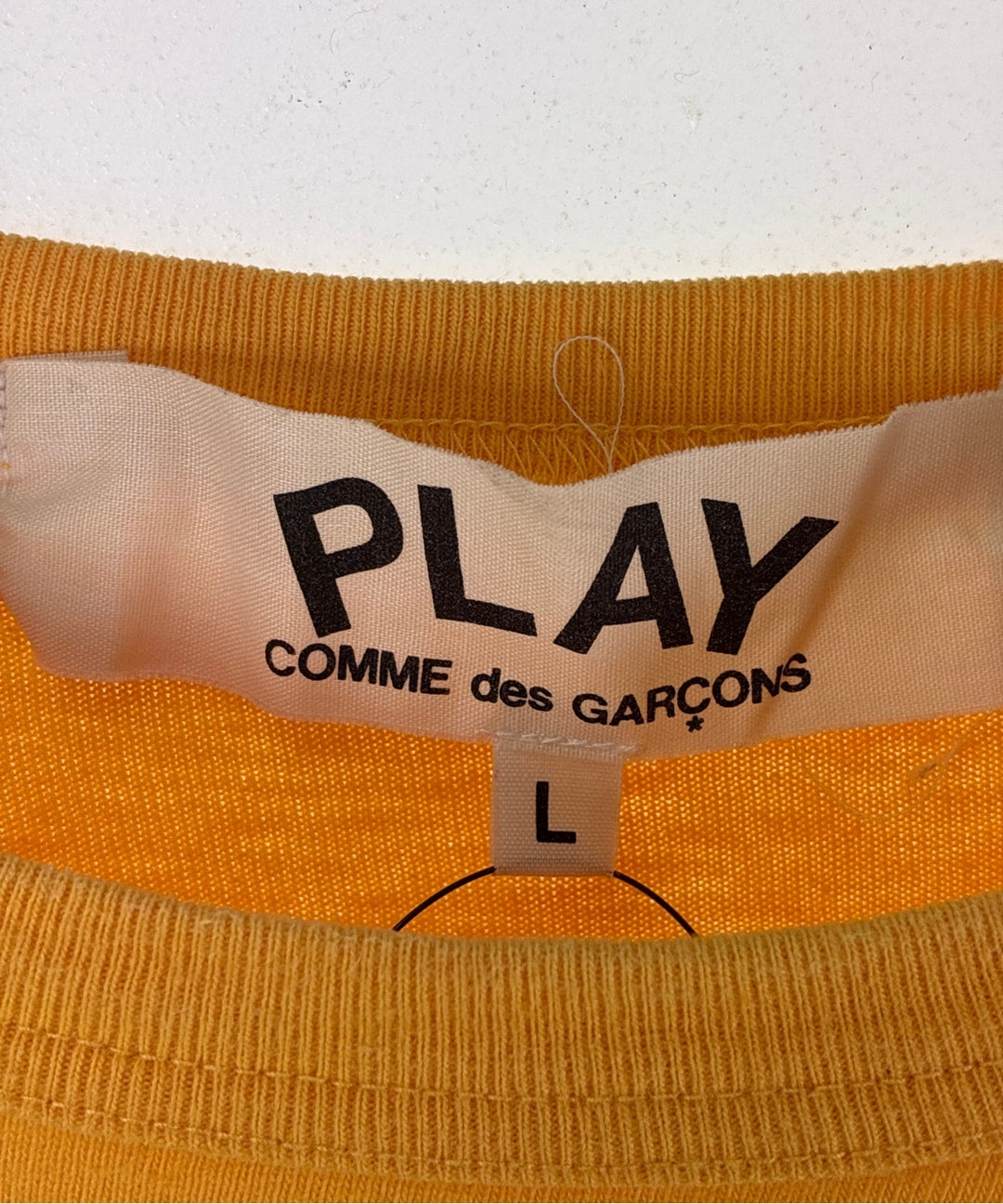 PLAY COMME des GARCONS เสื้อยืด/เสื้อท็อปส์