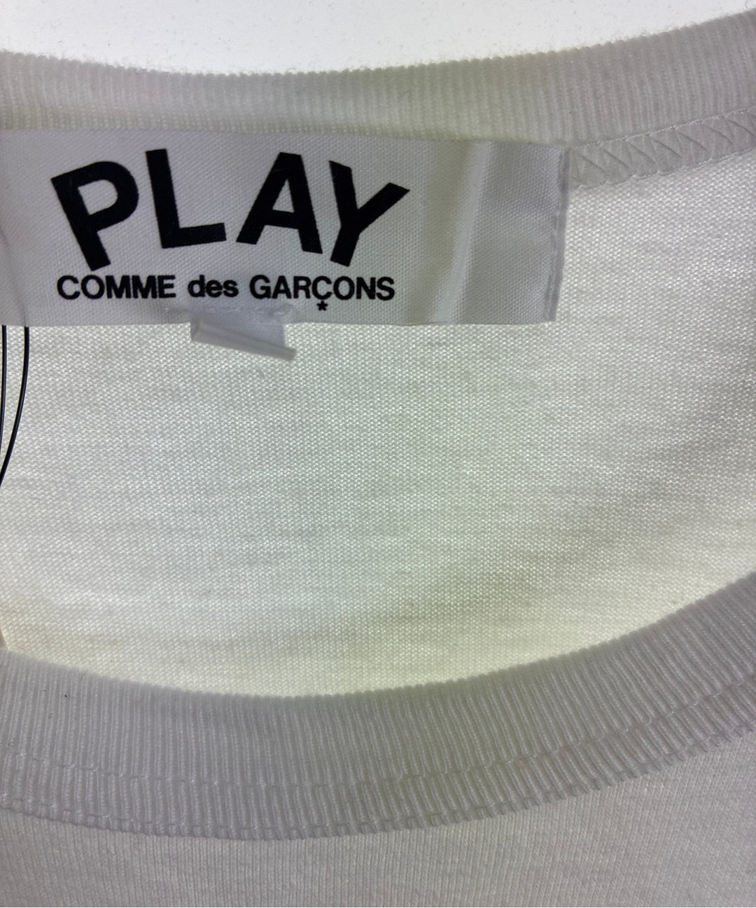 PLAY COMME des GARCONS เสื้อยืด/เสื้อท็อปส์