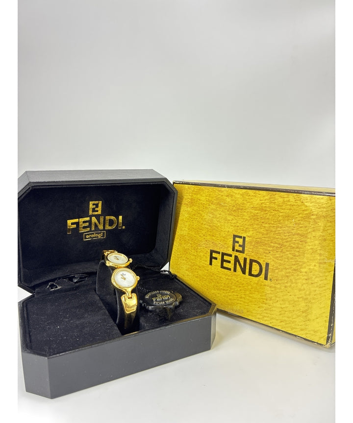 FENDI นาฬิกา