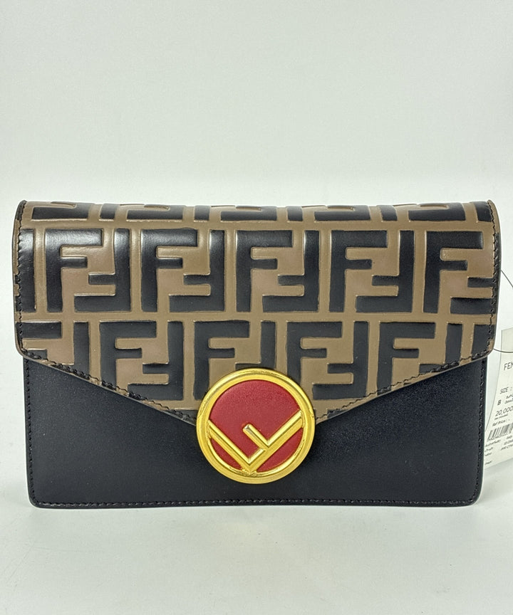 FENDI กระเป๋าสะพาย