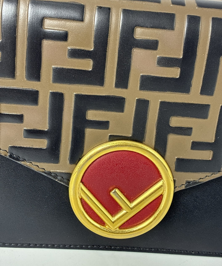 FENDI กระเป๋าสะพาย