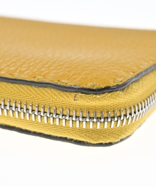 FENDI กระเป๋าสตางค์/กระเป๋าใส่เหรียญ