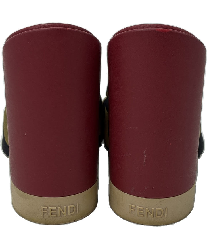 FENDI รองเท้าสวมทางการ
