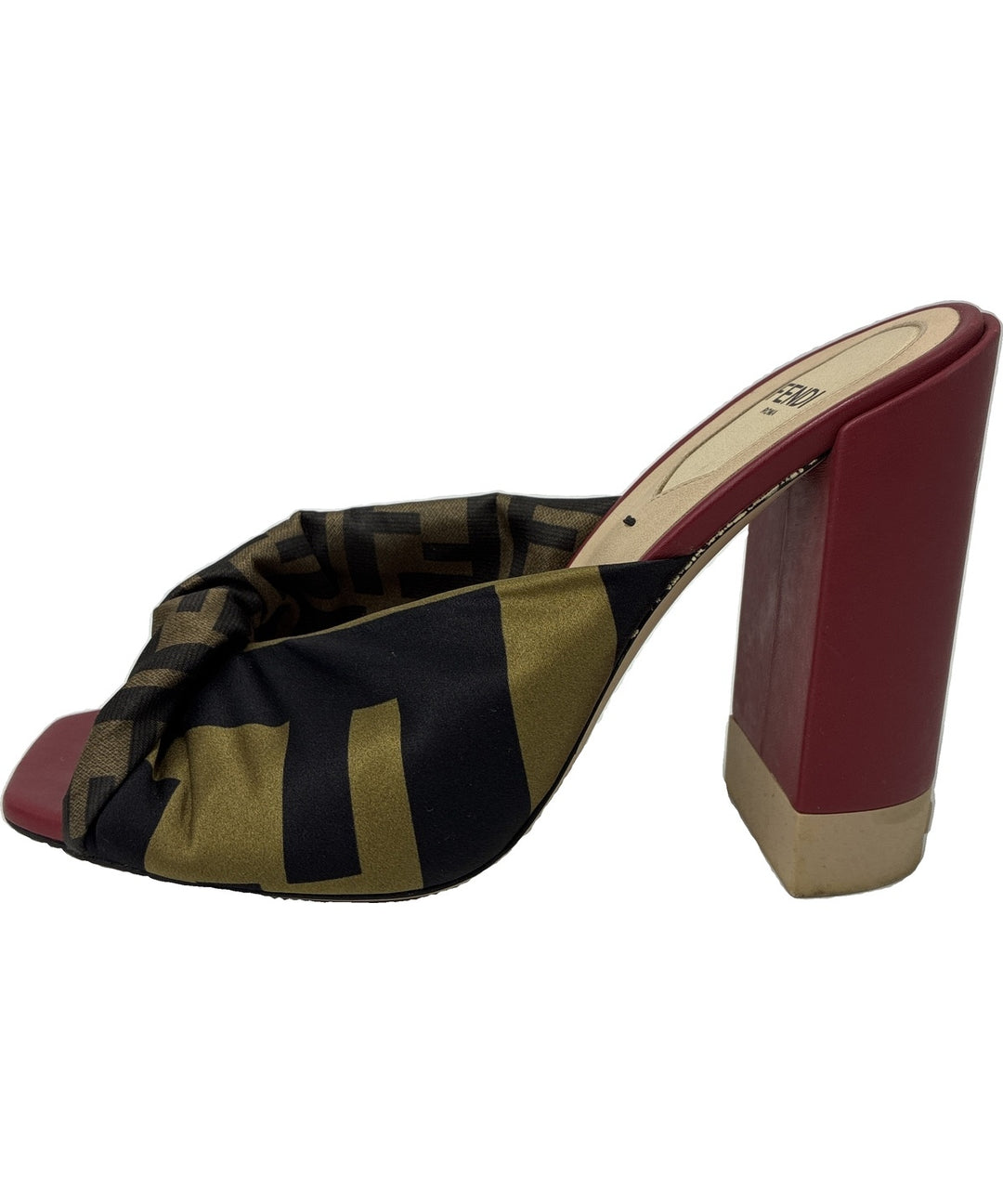 FENDI รองเท้าสวมทางการ