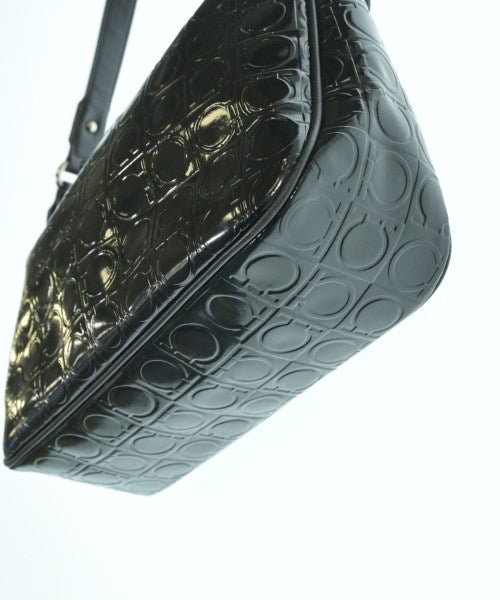 Salvatore Ferragamo กระเป๋าสะพาย
