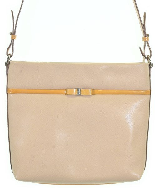 Salvatore Ferragamo กระเป๋าสะพาย