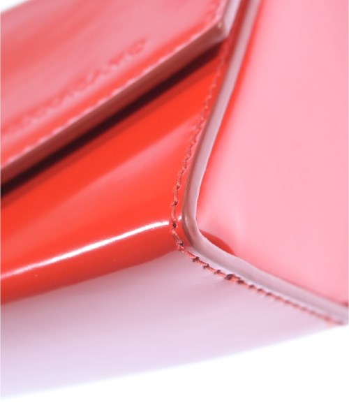 Salvatore Ferragamo กระเป๋าสะพาย